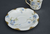 Cup with saucer. France. 5.5x12 cm