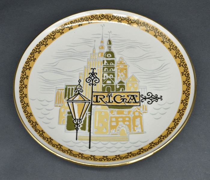 Dekoratīvais šķīvis RPR. 24 cm