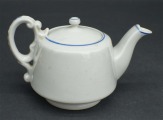 Kuzņecova porcelāna tējkanna. Latvija.