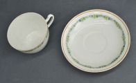 Tasīte ar apakštasīti Bitīte. RPFF. Rīga. 9 un 15 cm