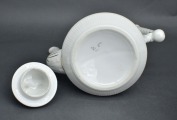 Tējkanna ar ziedu motīvu. Zeltījums. Francija. 22 cm