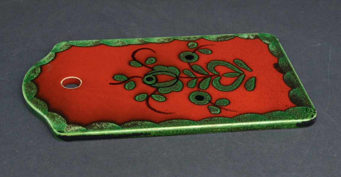 Porcelāna siera dēlis. Garums 23,5x13,5 cm