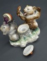 Porcelāna tintnīca Lācēni un medus. LFZ. PSRS. Autors E. Čarušins. 12x16 cm
