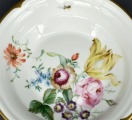 Jessen porcelain plate Flowers. Author Brunhilde Lomani. 25.5 cm