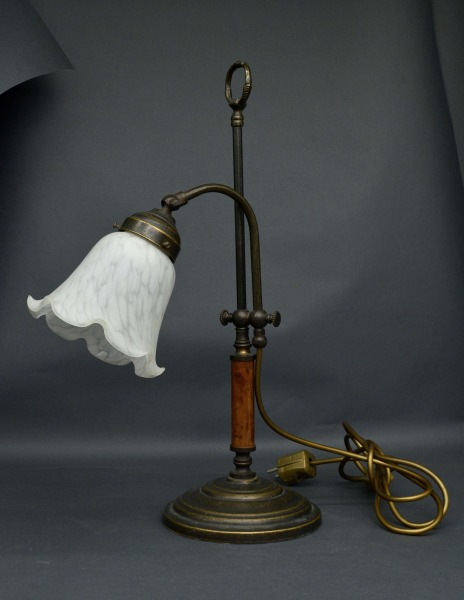 Art Nouveau lamp with glass dome. H 50 cm