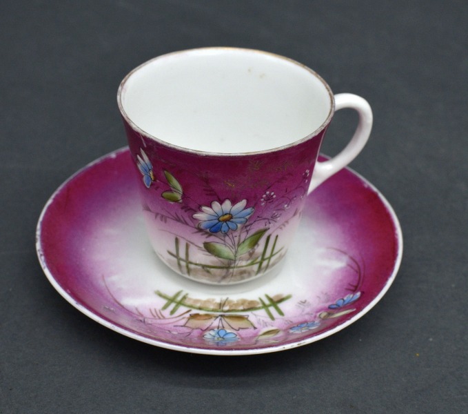Kuznetsov espresso cup. Russian Empire. Red with blue flower. 5x5.5 cm. 10 cm