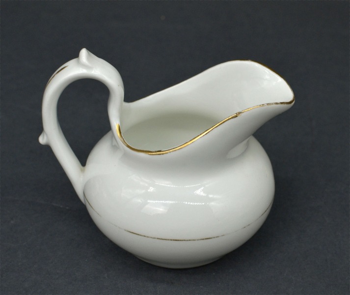 Kuznetsov cream jug. Russian Empire. 8 cm