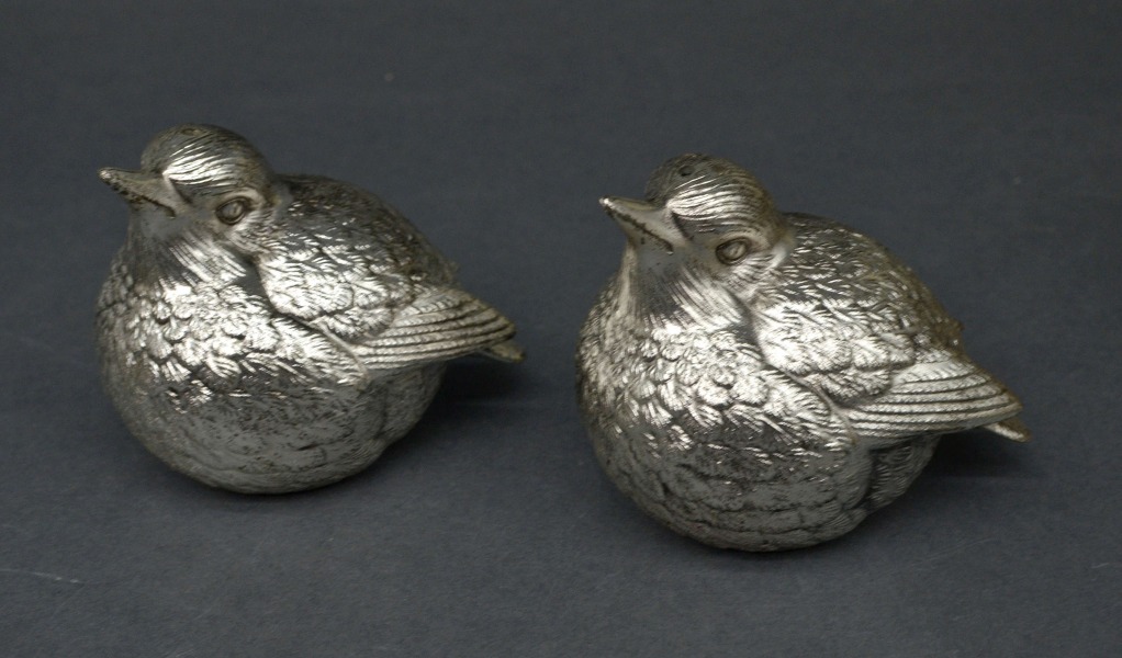 Metāla garšvielu trauciņi, putniņi. 6.5 cm