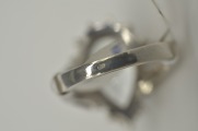 Baltā zelta kokteiļgredzens ar akvamarīnu. Prove 585. Izmērs 18 mm. Svars 8,87 g