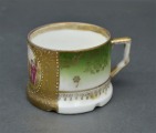 Gardner tasīte. Dekols, zeltījums. 7,5x6 cm. Bez zīmoga.