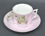 Kuzņecovs Krievija porcelāna tasīte ar apakštasi. 7,5 cm, 14 cm