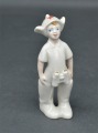 Porcelāna figūriņa Zēns sarkanarmieša zābakos 11 cm