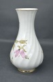 Porcelāna vāze. Apgleznojums, zeltījums. Kijivas eksperimentālā keramikas mākslinieciskā rūpnīca. Au