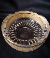 Saint Louis “Thistle Gold” kristāla pelnutrauks. Diametrs 12 cm. Lieliskā stāvoklī.