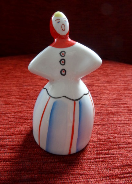 Porcelāna figūra Dziedātāja