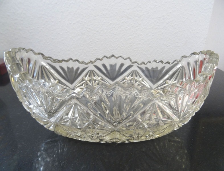 Хрустальный ваза для конфет. СССР, h 10 см; 23x13,5 см