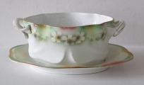 M. S. Kuznetsovs - porcelain sauce dish, colored, H 8.5 cm, with a defect