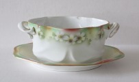 M. S. Kuznetsovs - porcelain sauce dish, colored, H 8.5 cm, with a defect