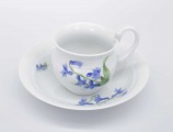 Мейсенская фарфоровая чашка с блюдцем. Фарфор, ручная роспись. Диаметры: 7 см и 14,6 см