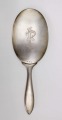 Rokas spogulis. Sudrabs 875. 28x9,5 cm. Ar iepakojumu - D. Gordons, Rīgā.