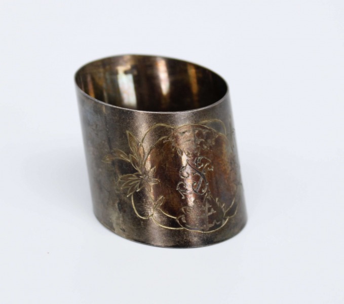 Salvešu turētājs. Sudrabs 84. Svars 19,33 cm. 3x3,5 cm