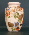Japāņu vāze. Ziedi