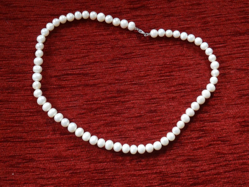 Pearl necklace