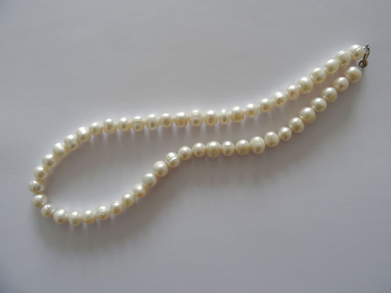 Pērļu kaklarota balta, pērles, L- 48 cm, svars - 62 gr.