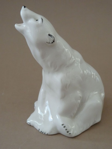 Baltais lācis, porcelāns, h 9 cm