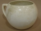 M.S. Kuznetsov - Mug. Faience, h 9.5 cm, d 12 cm