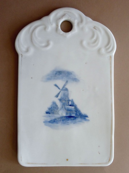 Holland - Cutting board, 20th century beginning, porcelain, 23,5x14,5 cm
