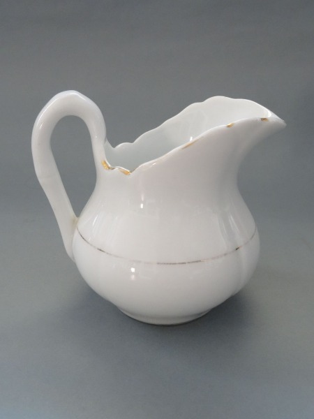 Kuzņecovs - Krējuma trauks, porcelāns, h 10,5 cm
