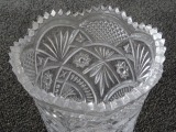 Iļģuciema stikla fabrika - Vāze ar ziediem, stikls, h 24 cm; d 14 cm