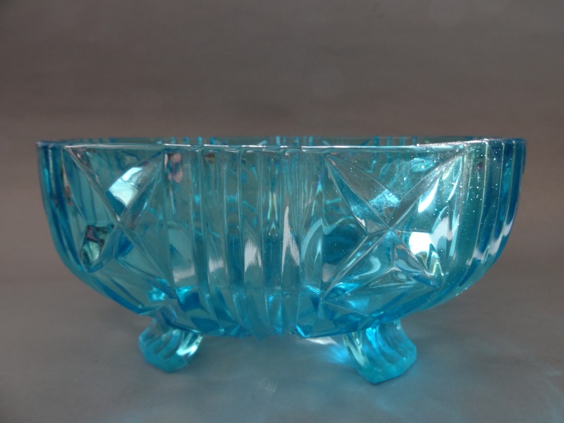 Gaiši zils augļu trauks d 25 cm, h 12 cm