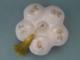 Kuzņecovs - Lādīte ar pušķi, rozā porcelāna masa, h 8,5 cm; d 16 cm