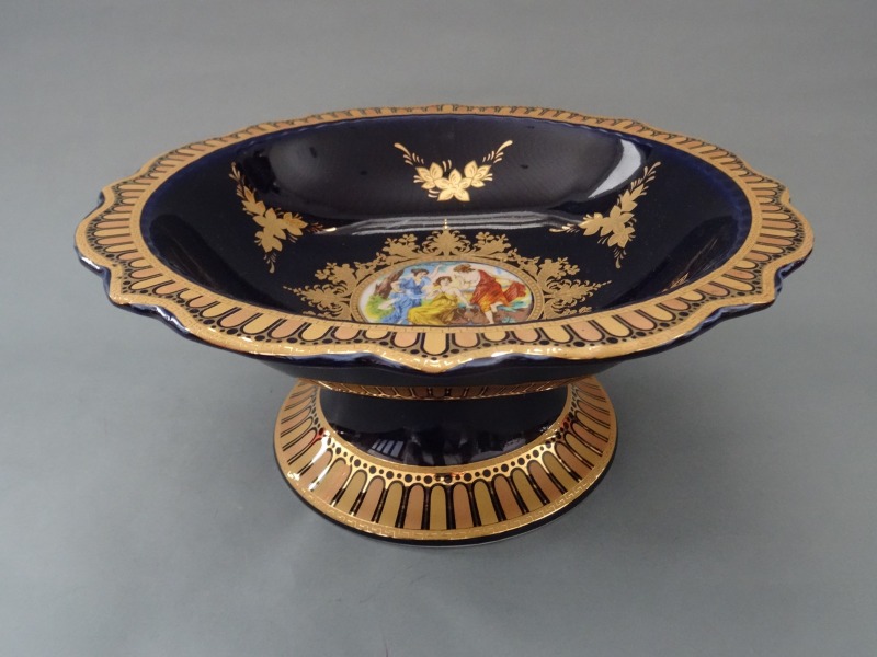Fruit bowl, porcelain, d 26 cm h 11cm