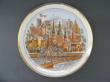 Тарелка настенная фарфоровая "Рига" d 35 см.