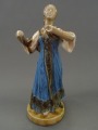 Keramikas figūra - Meitene krievu tautas tērpā h 27 cm