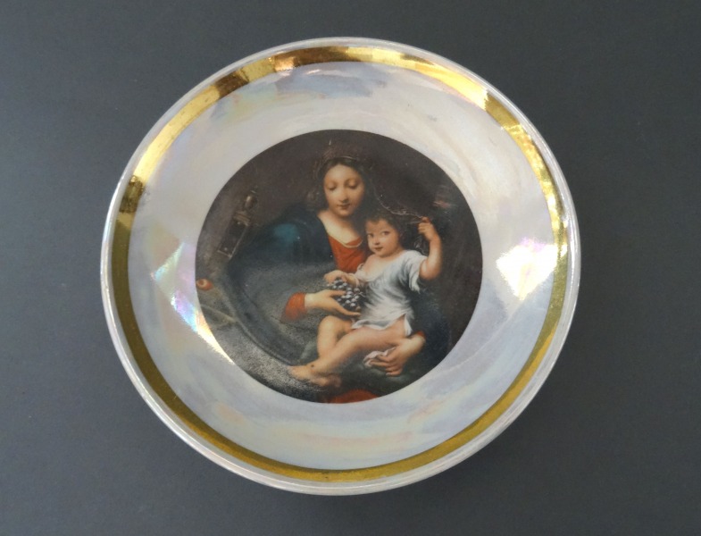 RPF - Porcelāna šķīvis ar dekolu "Madonna" d 14,5 cm