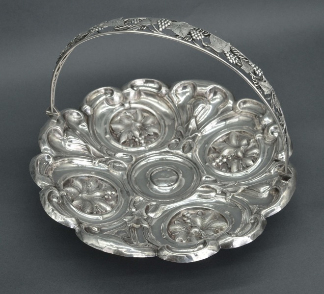Серебреное блюдо