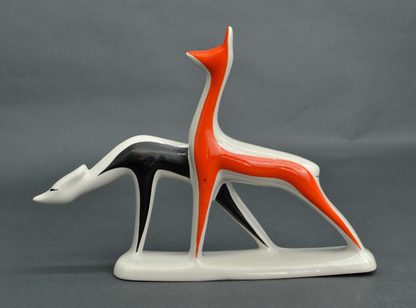 Олень. Фарфоровая статуэтка в стиле ар-деко. RPR.