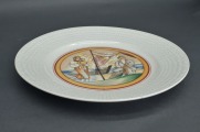 Фарфоровая тарелка по эскизу Романа Суты. Сцена из жизни рыбаков